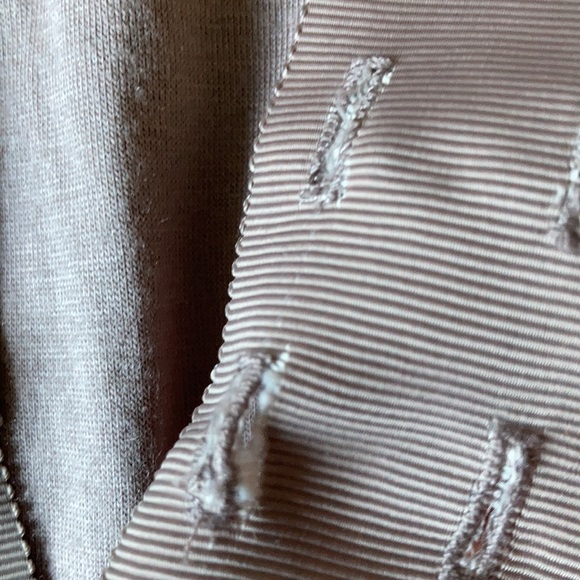 Bordeaux Los Angeles Women’s Ruffle Tank Top Size medium - Picture 4 of 6